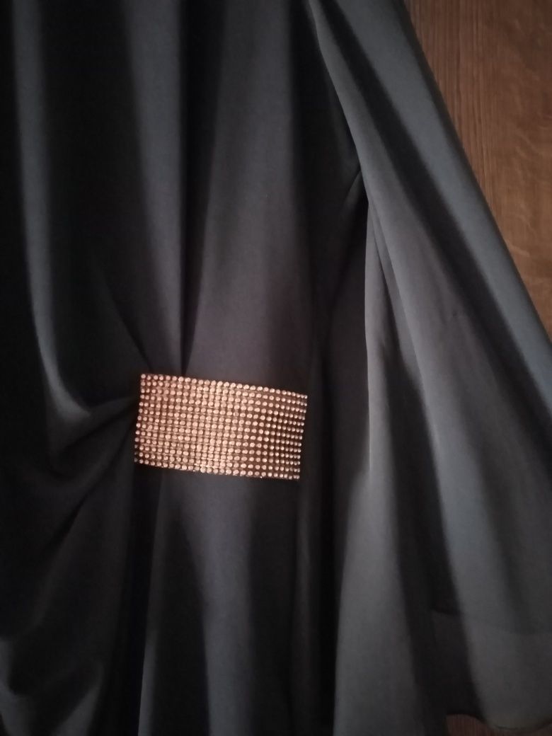 Elegancka sukienka