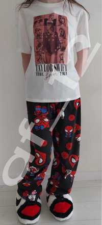 Spodnie Hello Kitty Spider-Man Musisz je Mieć XS/S