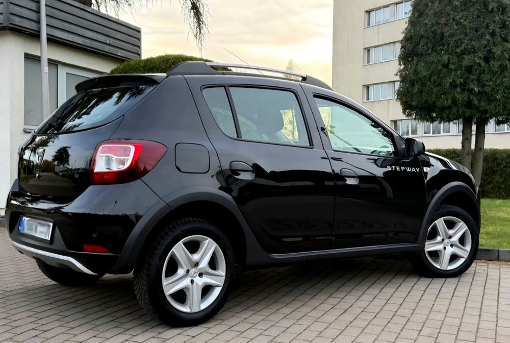 Dacia Sandero STEPWAY 0.9 ! JAK NOWA ! Bez grama rdzy