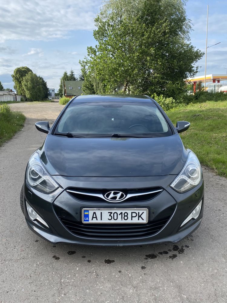 Продам хюндай І 40