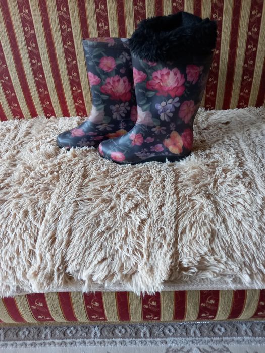 Резиновые сапожки с.о вставные чулком из искусственного меха