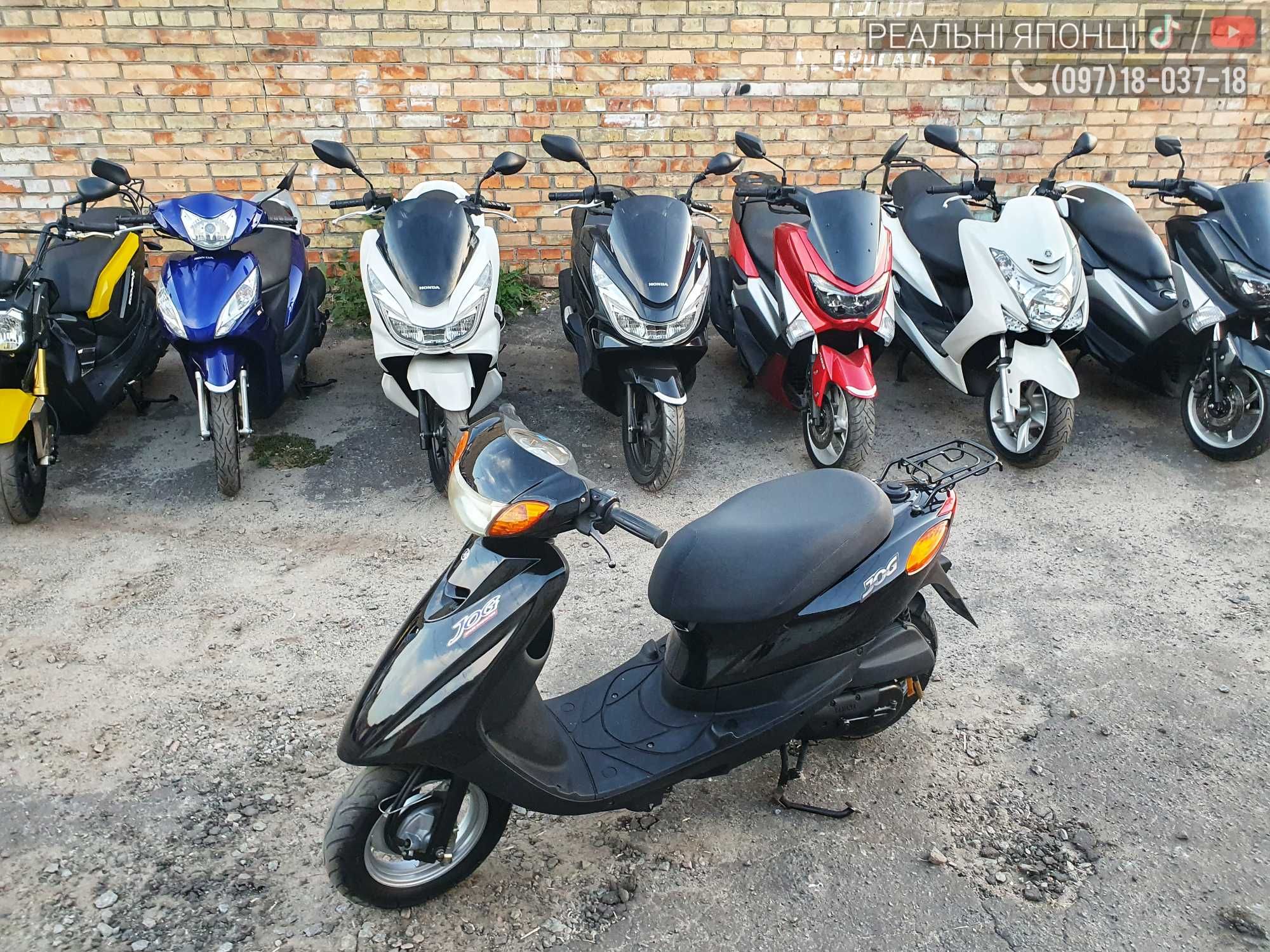НОВА ПОСТАВКА - скутер з Японії Honda dio gray