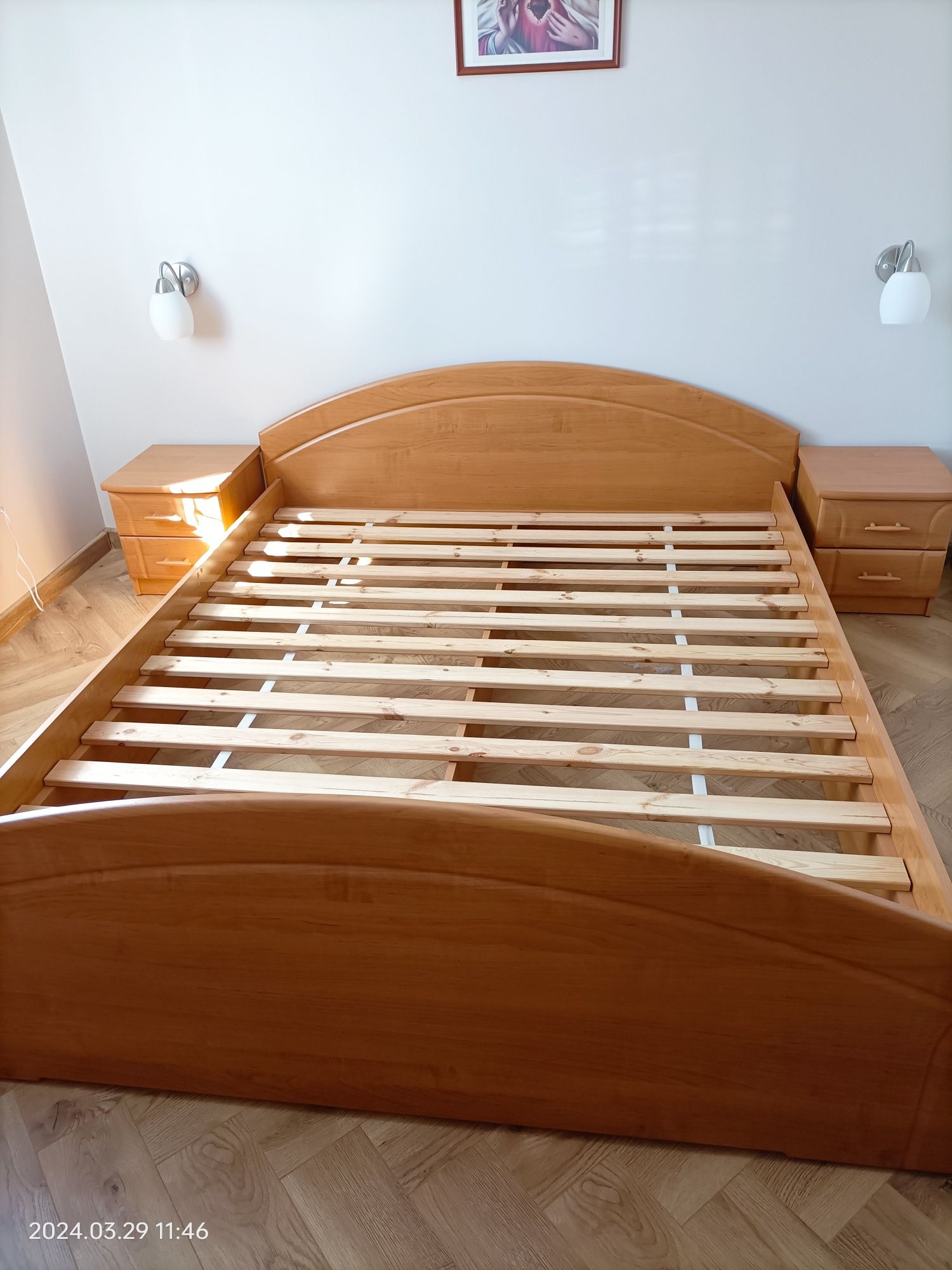 Łóżko MDF używane