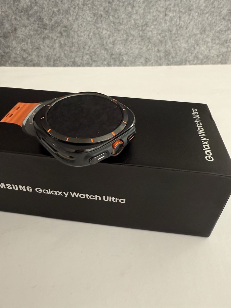 Samsung Galaxy Watch Ultra Titanium Gray