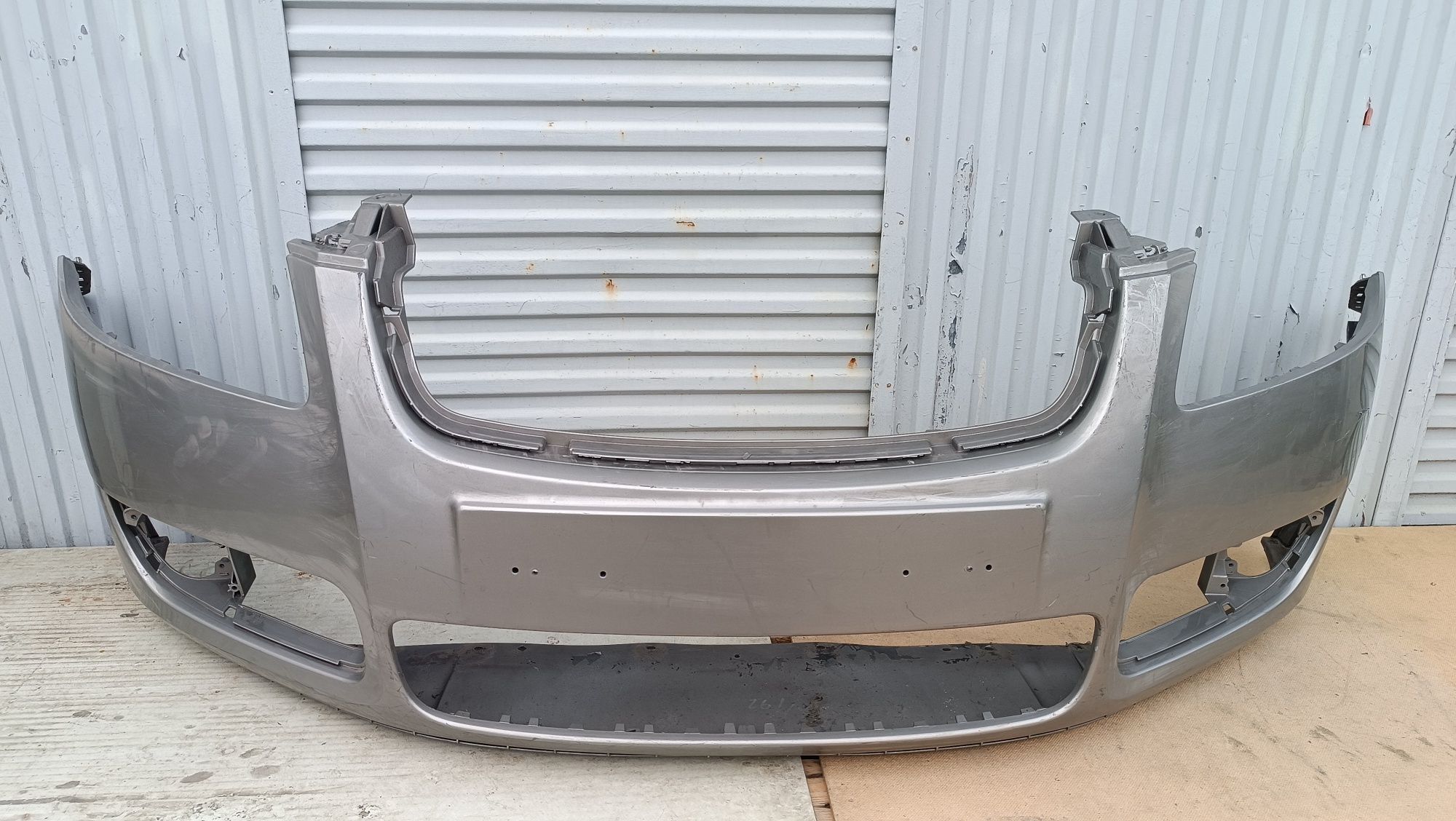 Vendo parachoque de frente scoda Fabia ano 2007/10