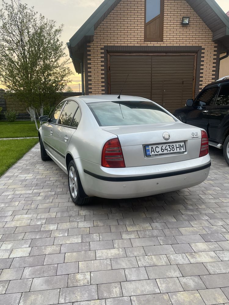 Skoda Superb (FL) 1 покоління