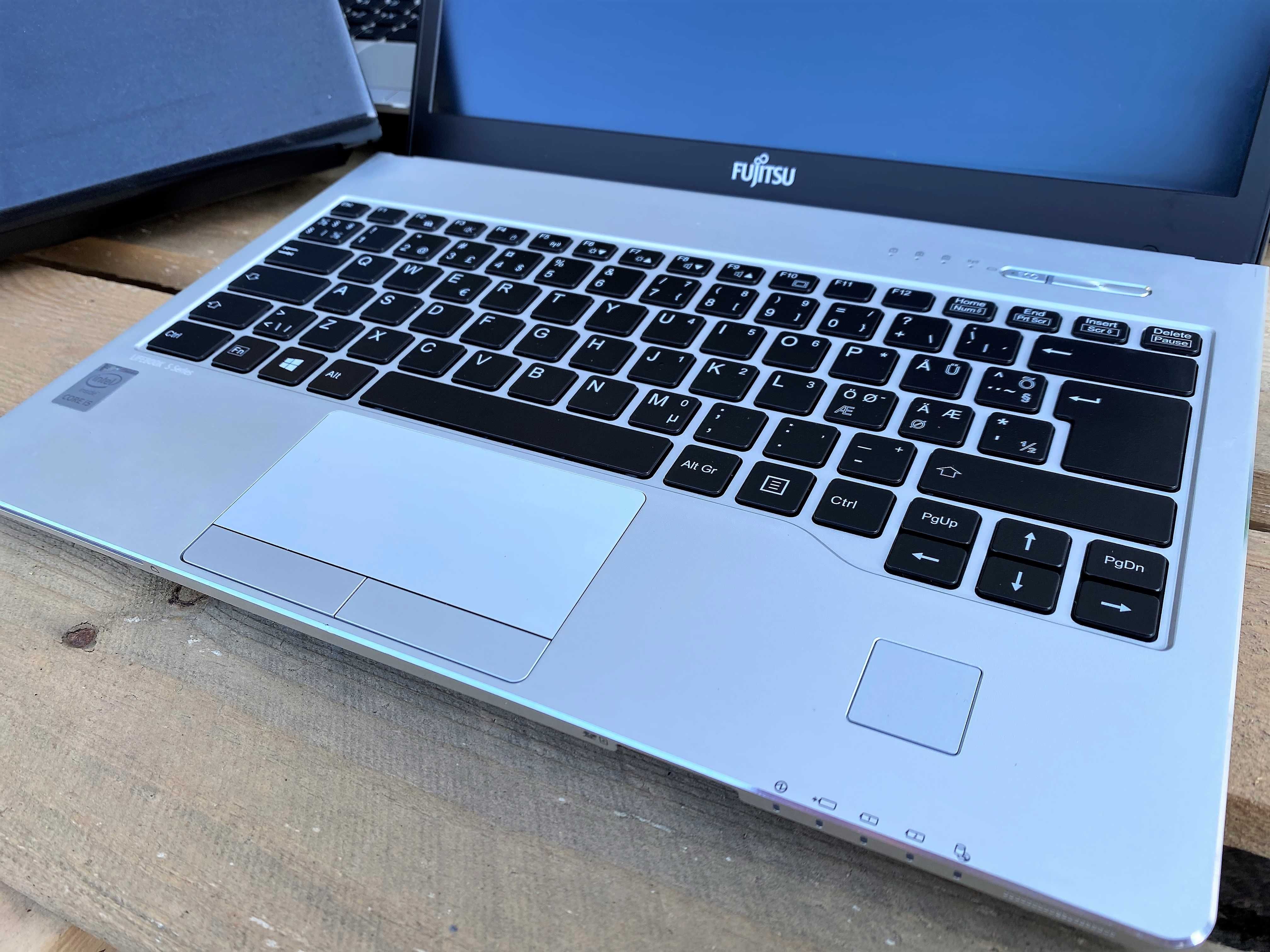 ОПТ/РОЗДРІБ Ноутбук Fujitsu LifeBook S935/I5-5200U/IPS гарантія 9міс