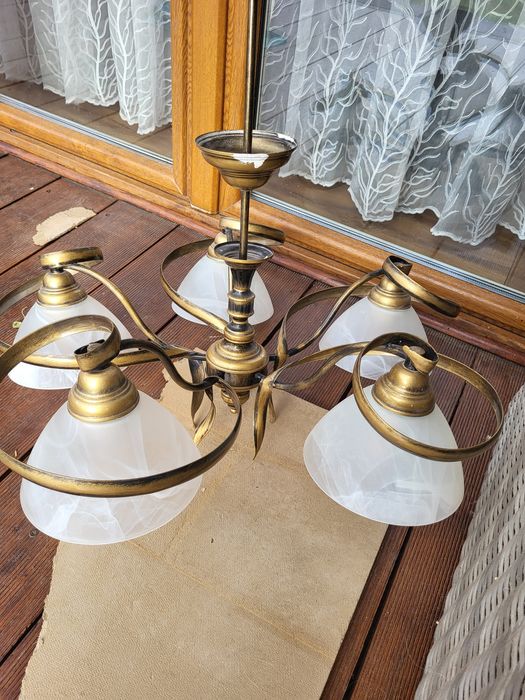 Żyrandol pięcio ramienny