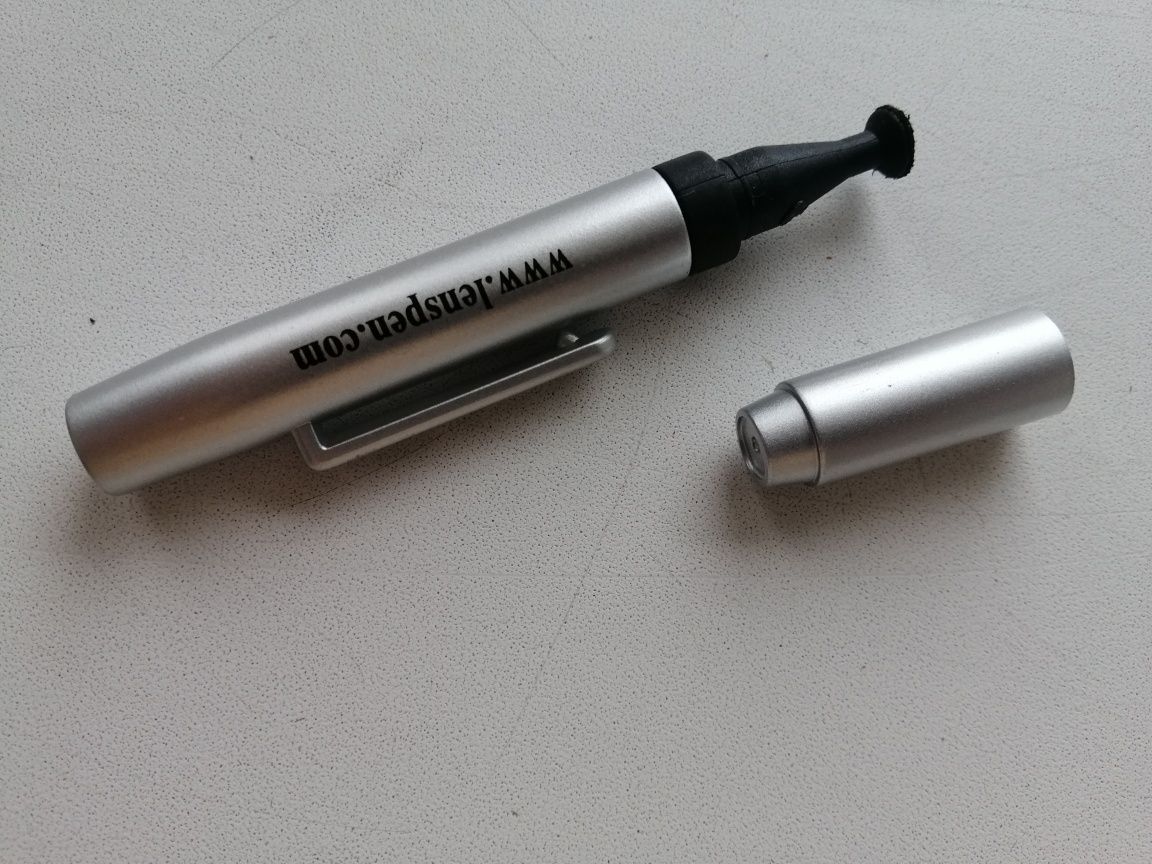 Чистящий карандаш для фото и видео объективов Lenspen mini Pro