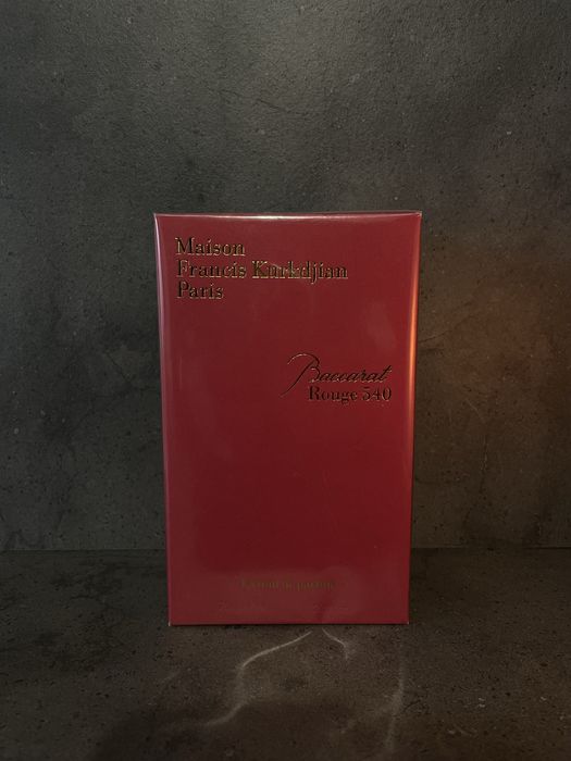 Бакарат червоний оригінал