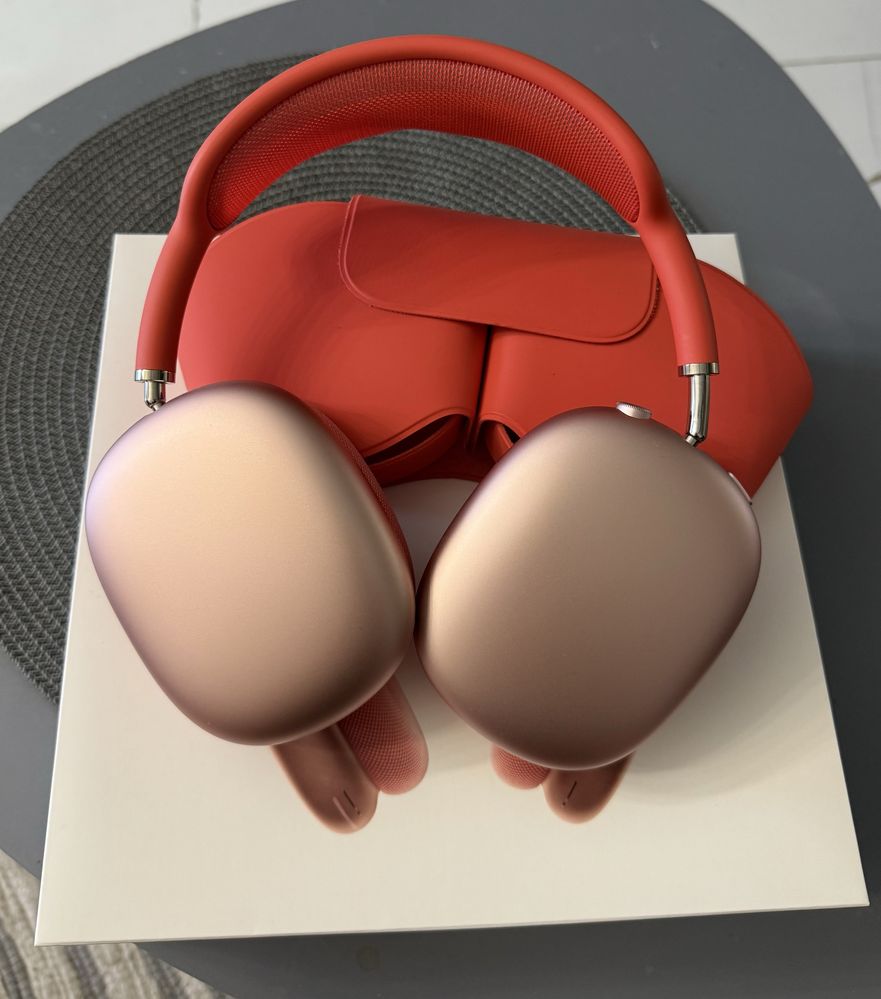 Apple AirPods Max Red — оригінал