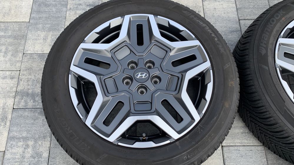 Koła felgi aluminiowe Hyundai Santa Fe IV 5x114,3 19 cali czujniki