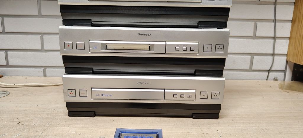 Wieża PIONEER seria L5. CD,MD,Tape,wzm. Pilot