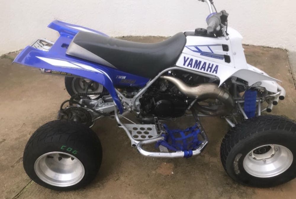 Banshee 350cc bem estimada