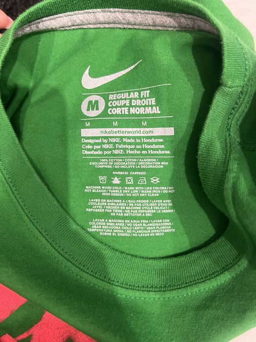 Продам футболку nike : 550 грн