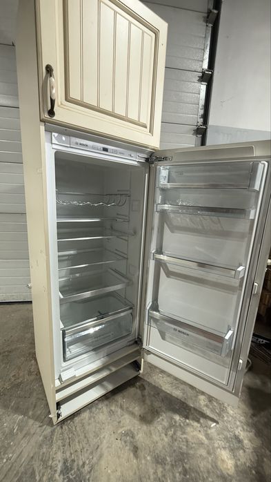 Lodówka do zabudowy Bosch, używana