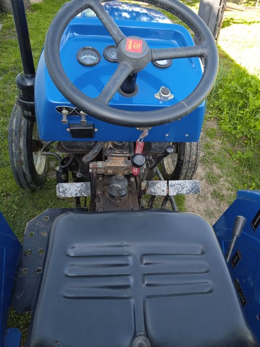 Трактор DF.250..