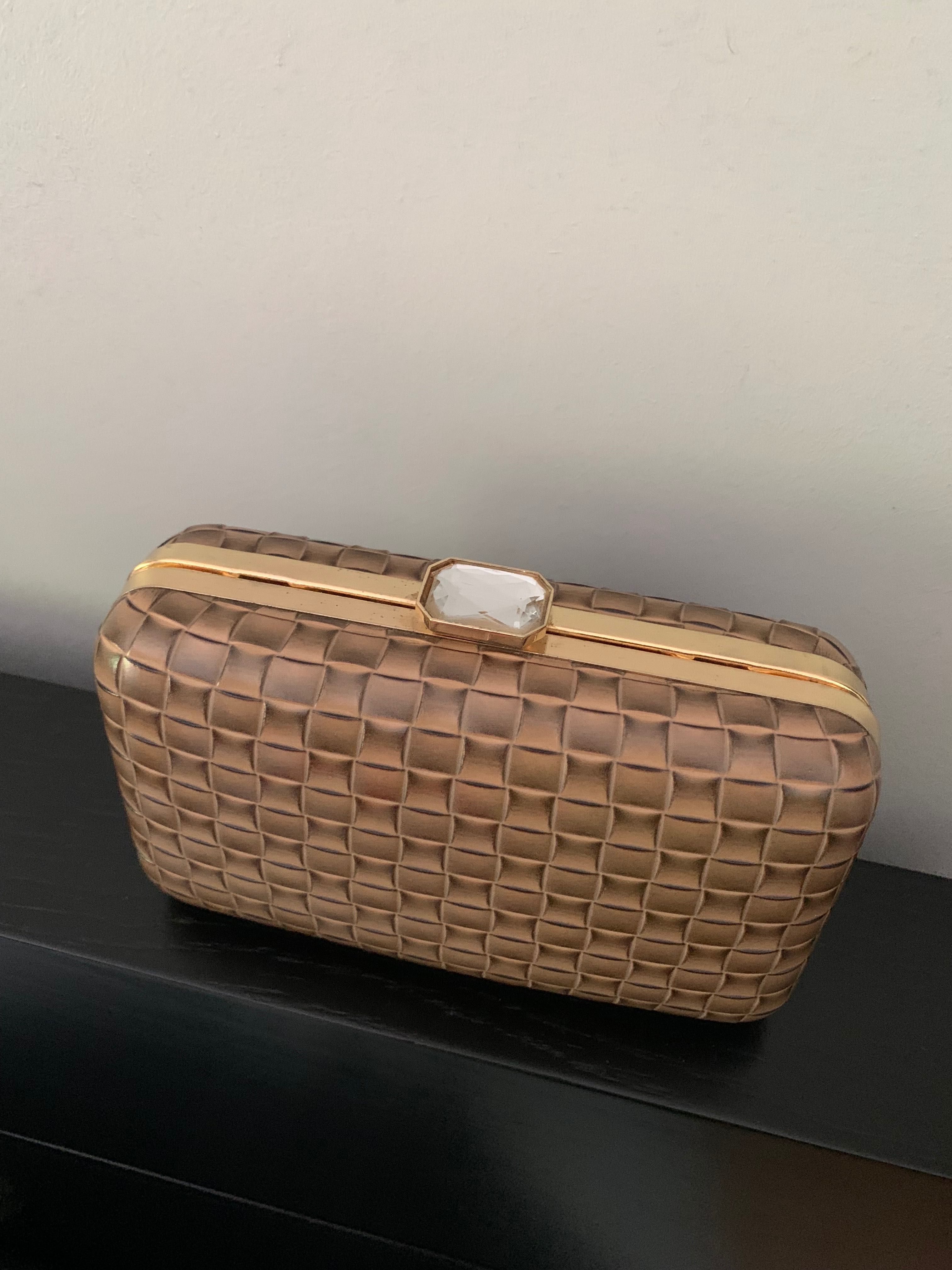 Clutch pequena castanho claro