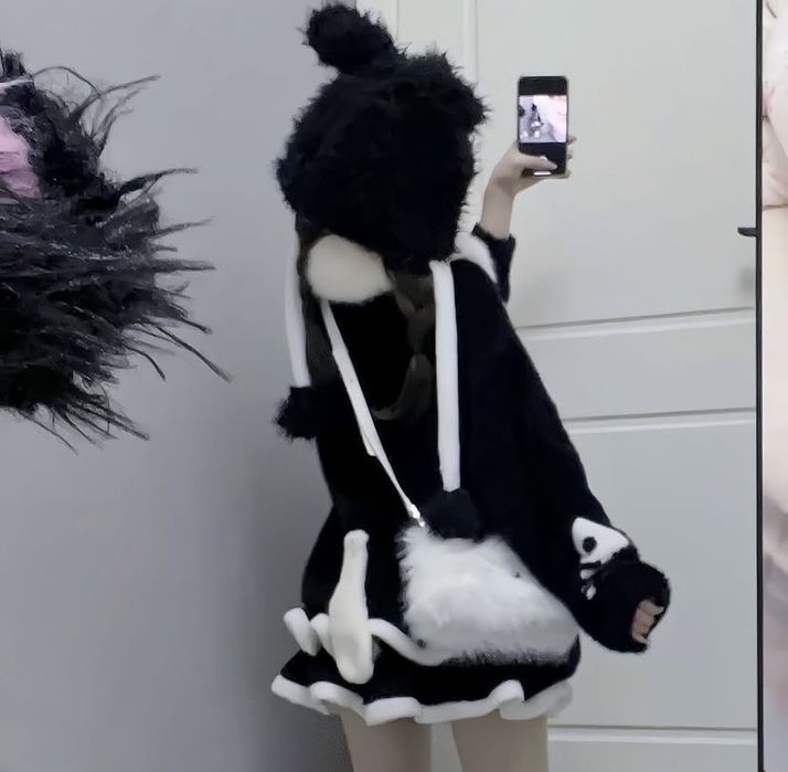 Свитер с kawaii котиком