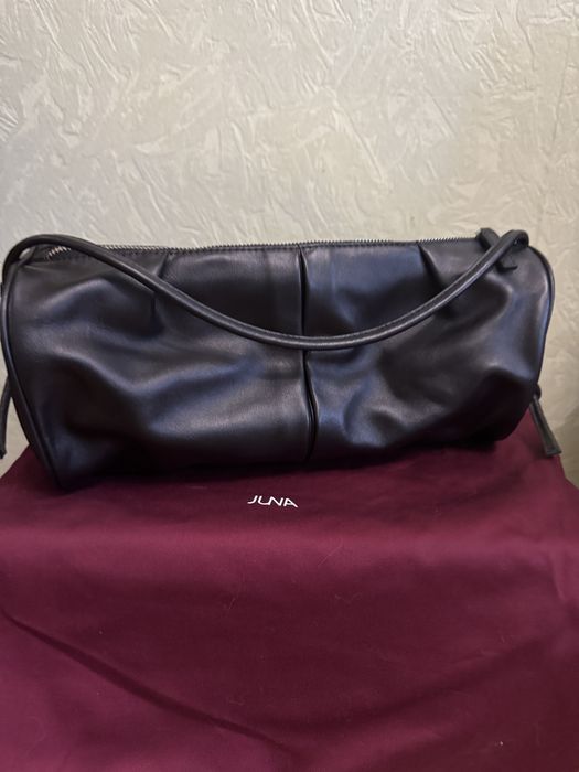 Шкіряна чорна сумка багет juna