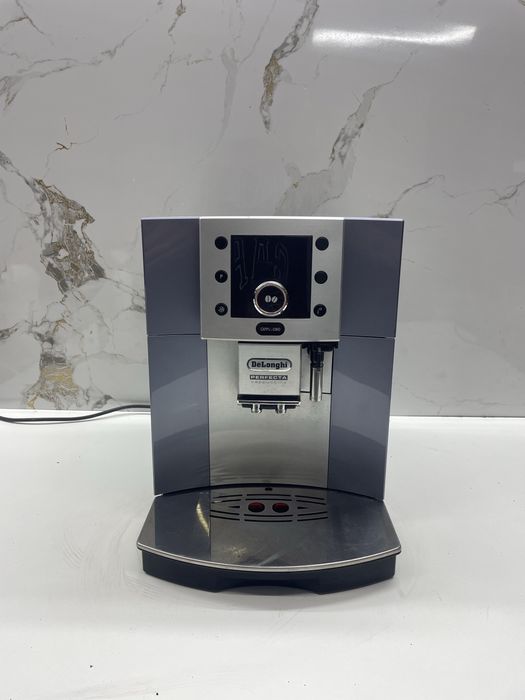Кавомашина Delonghi Perfecta ESAM 5500 M