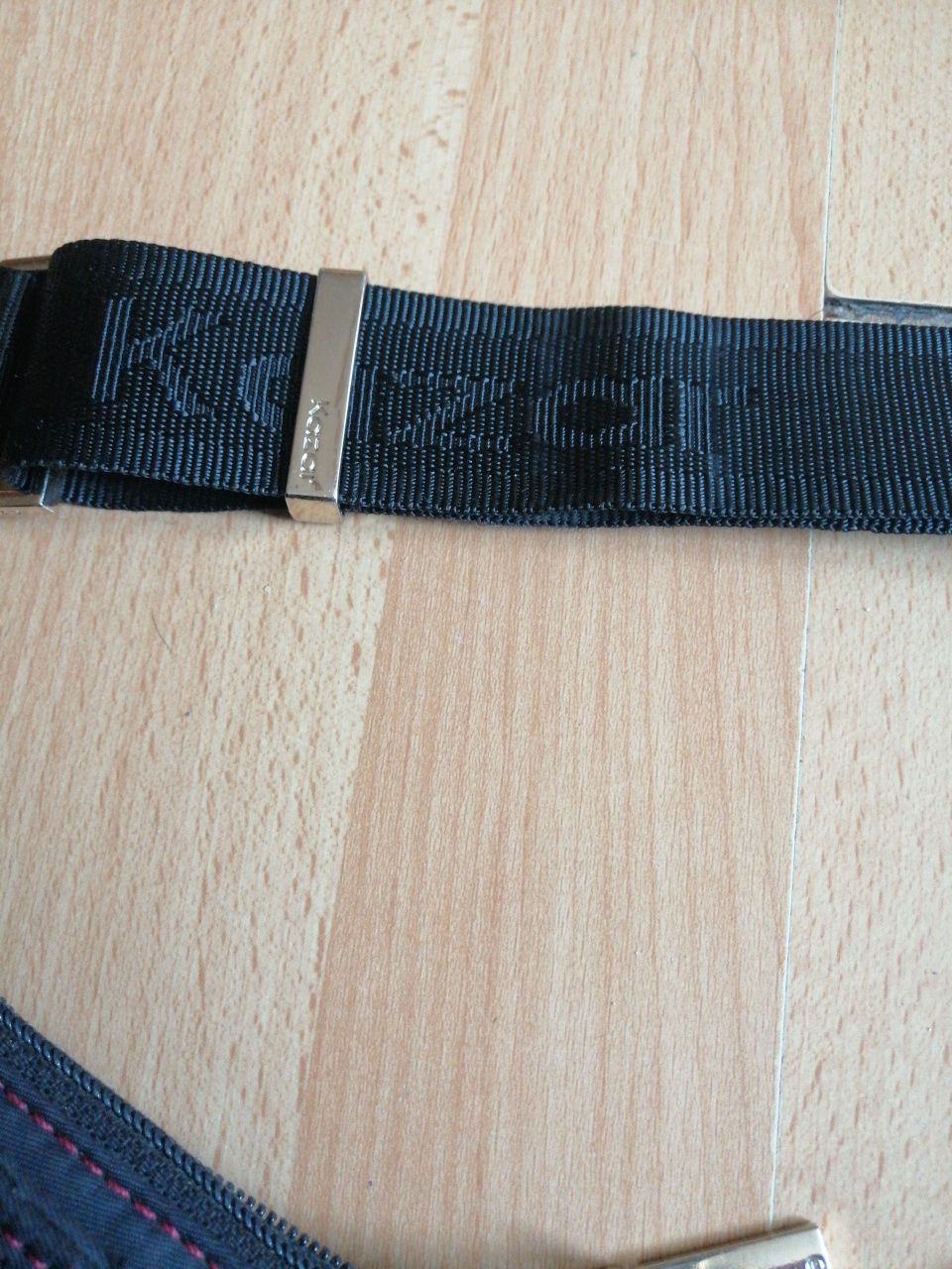 Torebka używana. W bardzo dobrym stanie stanie  torebka z firmy Kazar