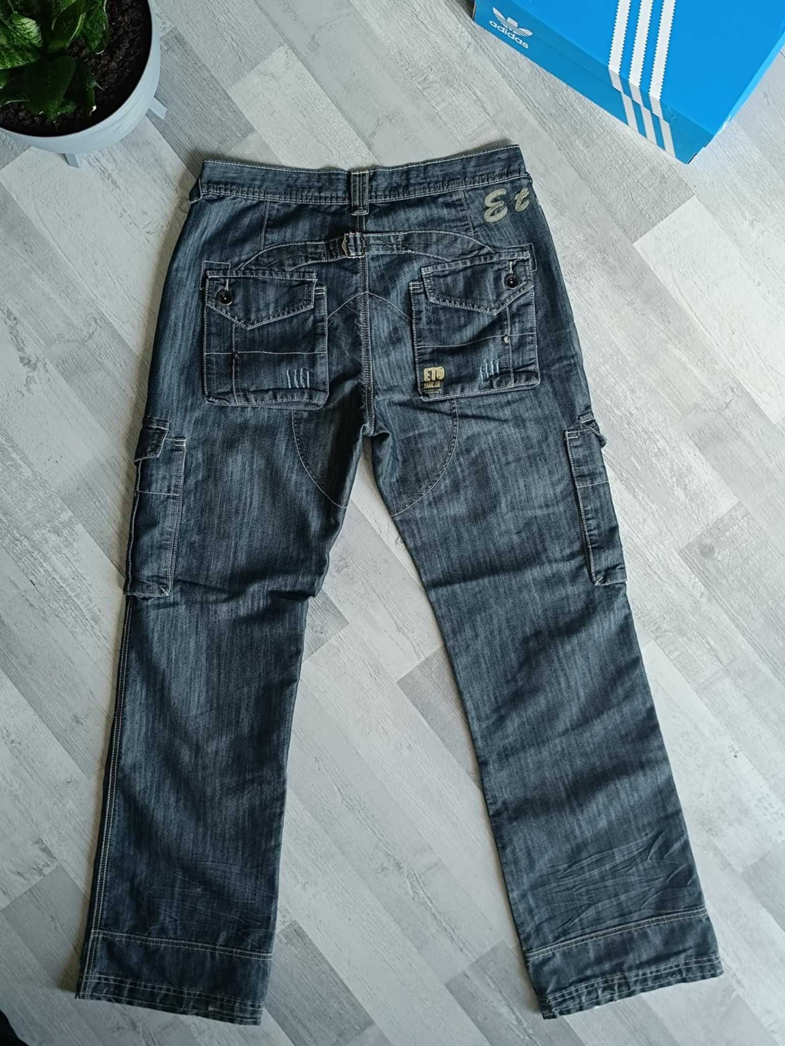 Luźne jeansy ETO Italia – Włoski luz i streetwear!