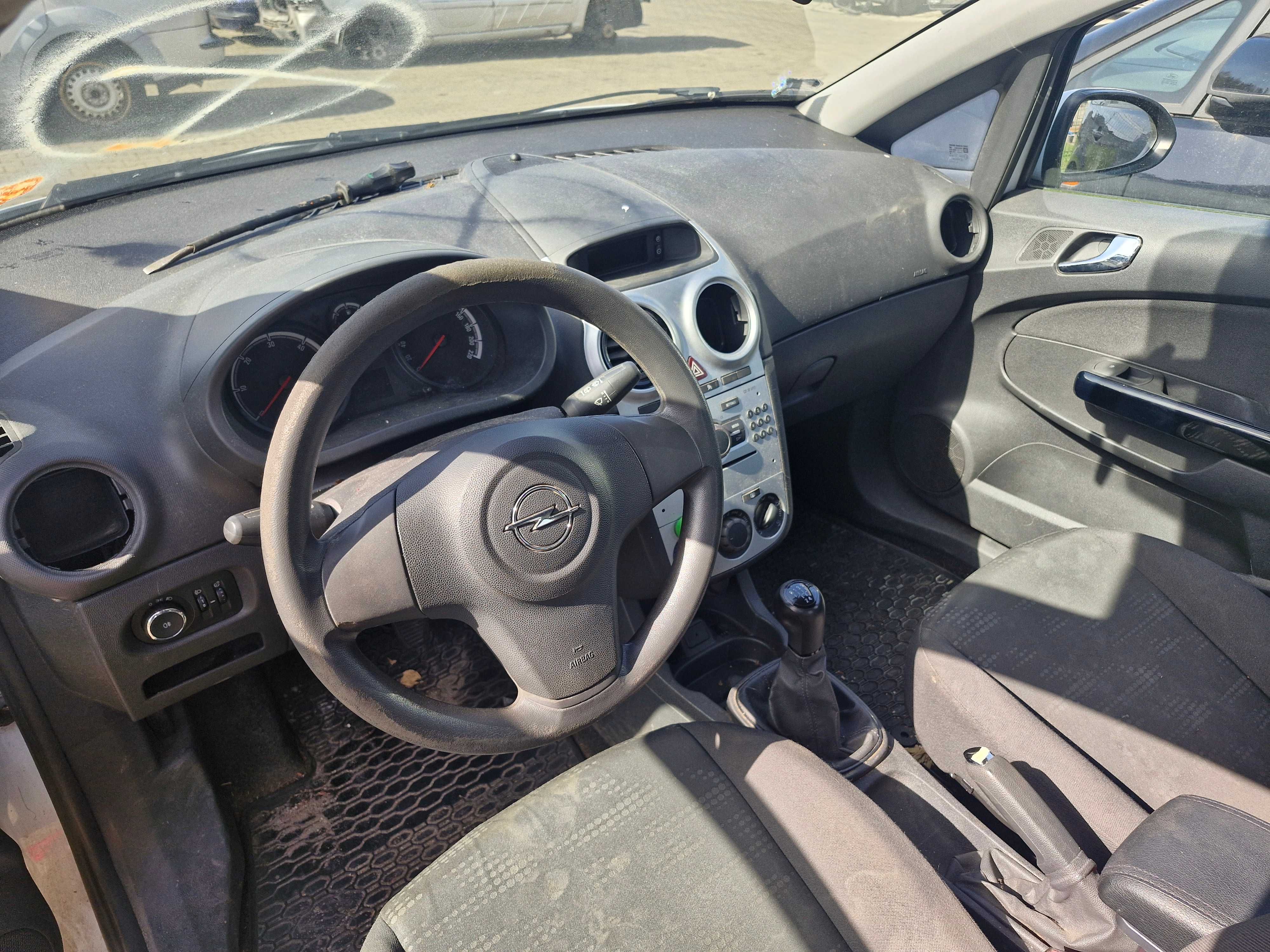 Opel Corsa D 1.3 diesel 75KM w całości na części #340