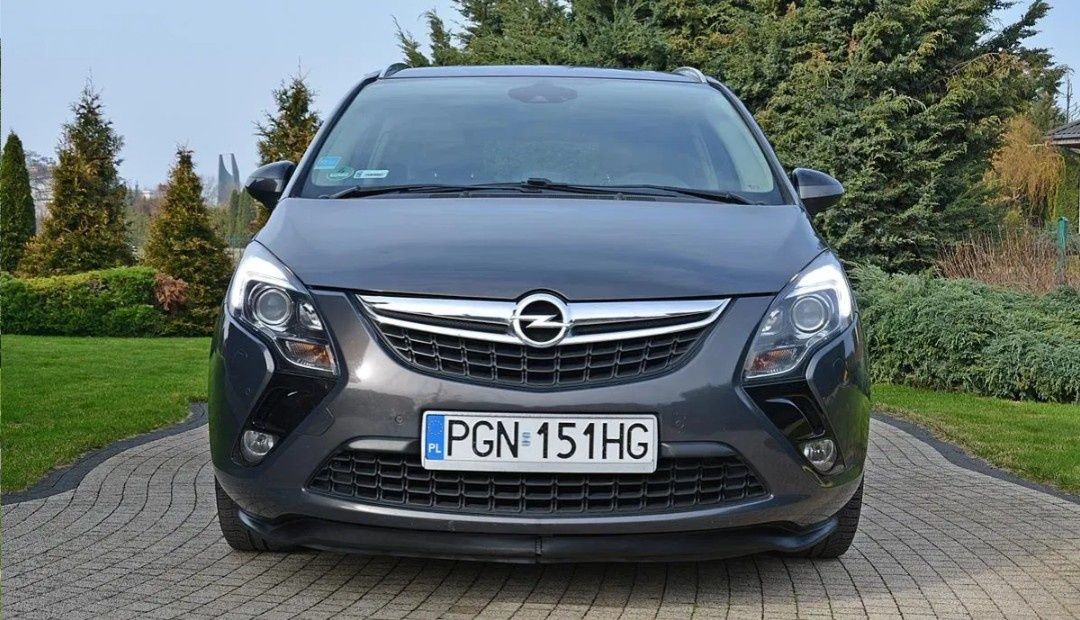 Opel Zafira Tourer 2.0