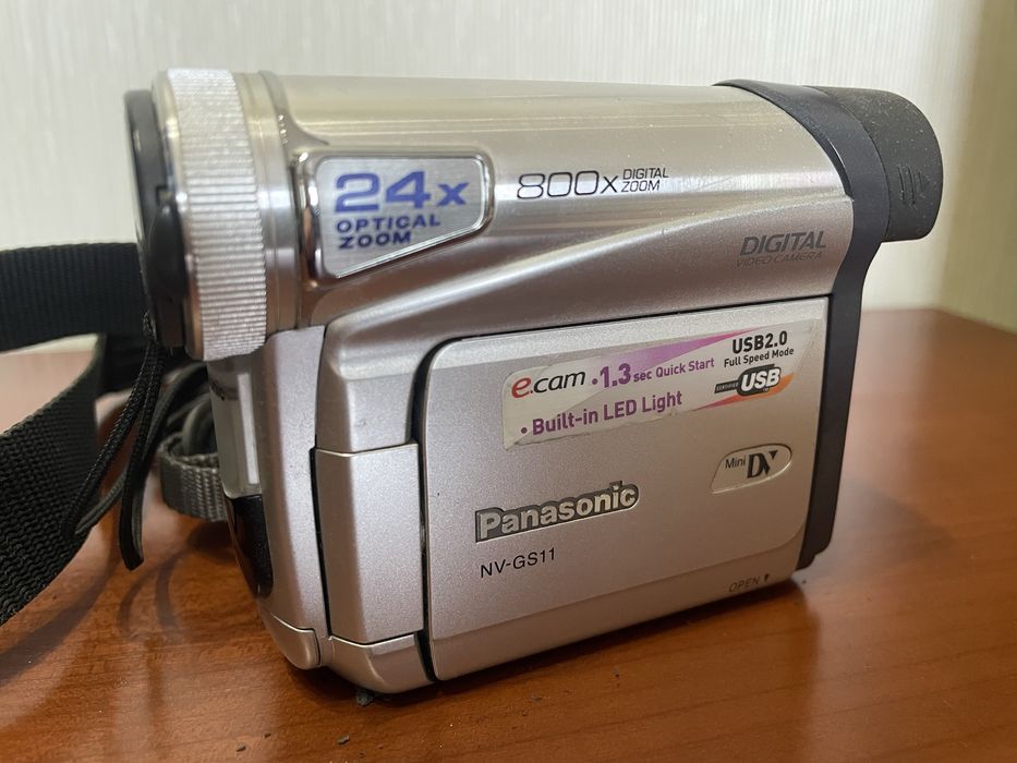 Panasonic NV-GS11 miniDV