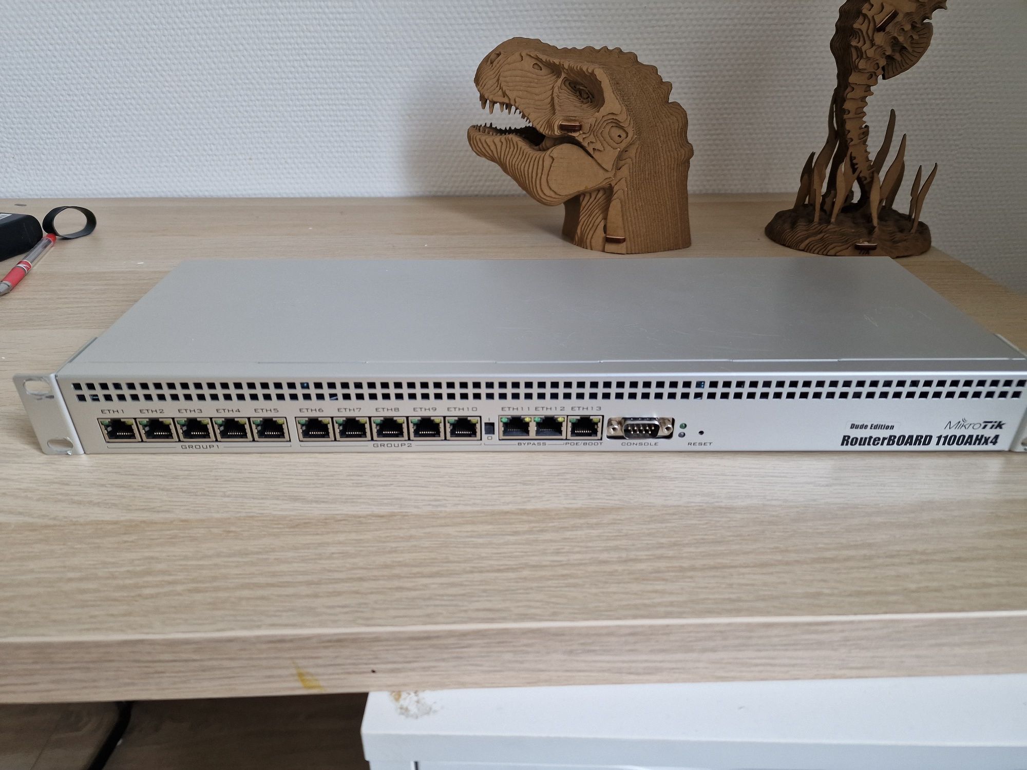 Маршрутизатор MikroTik RB1100AHx4 Dude Edition (RB1100DX4)