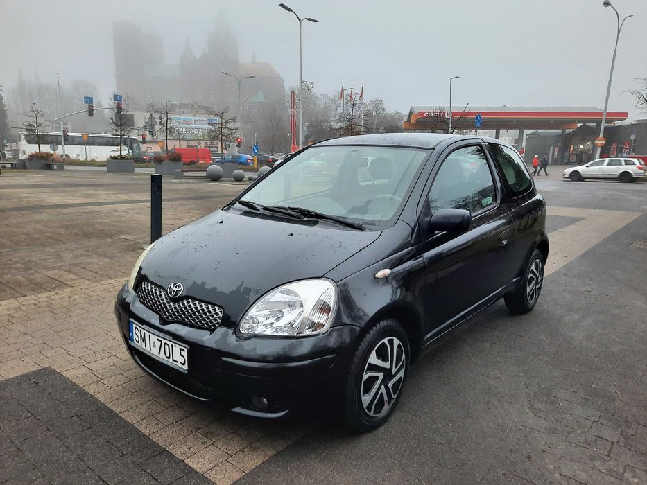 Toyota Yaris 1.0 !!! Wspomaganie  !!! Klimatyzacja