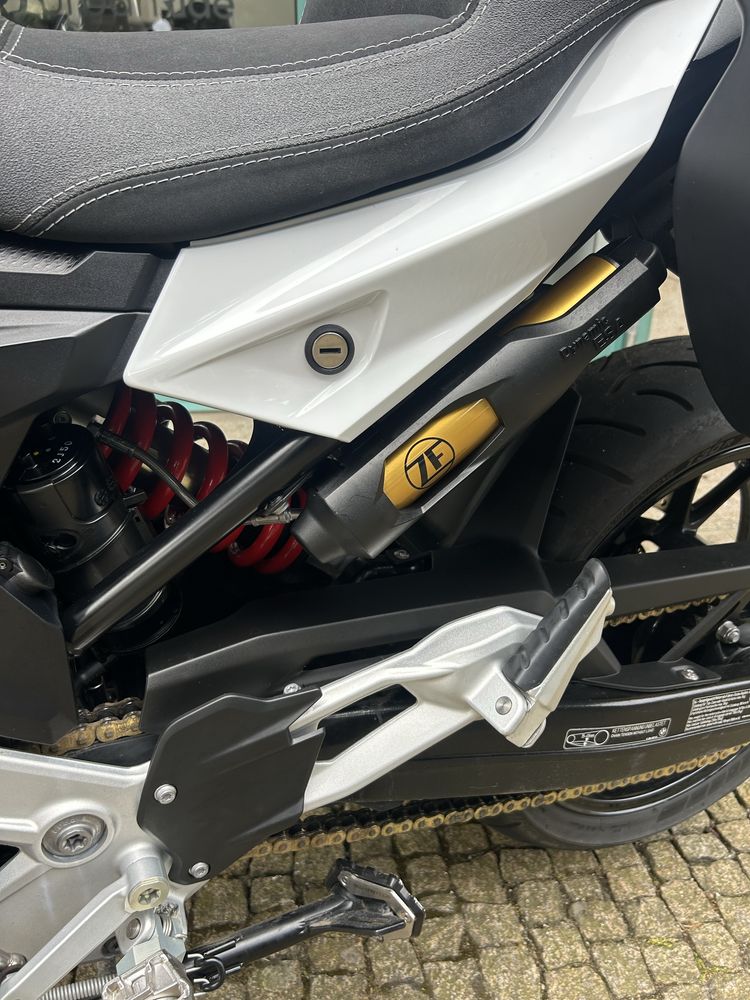 BMW F900XR Full Extras 4.000kms 2024