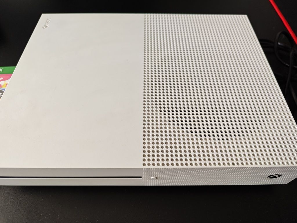 Xbox One S 500gb z grą Just Dance 2021