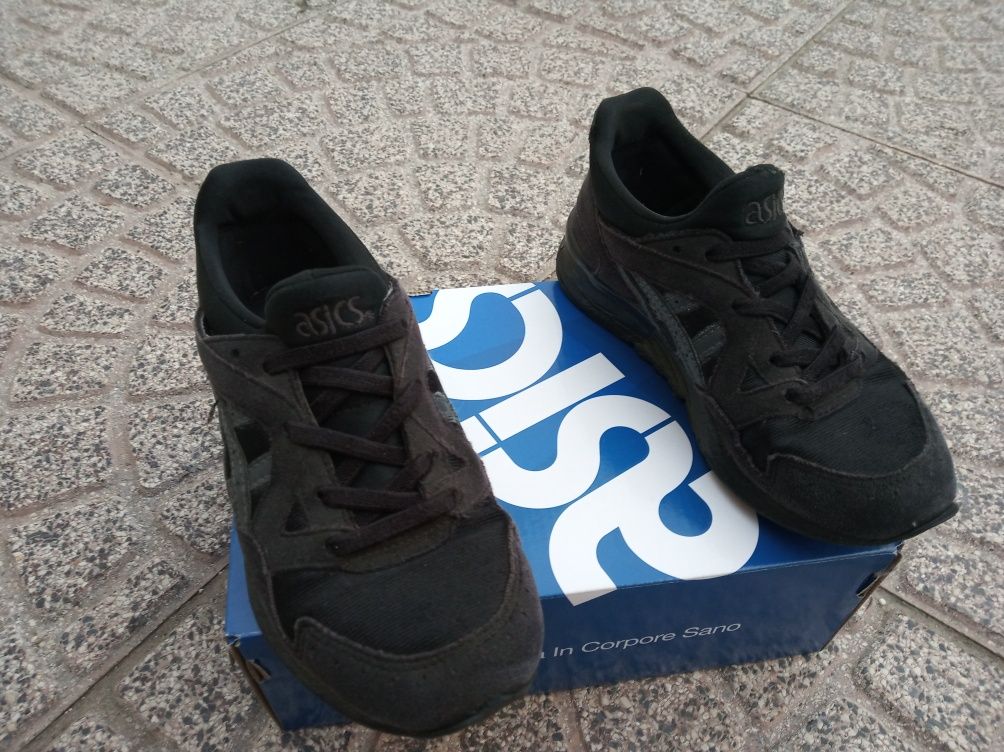 Sapatilhas Asics 31,5