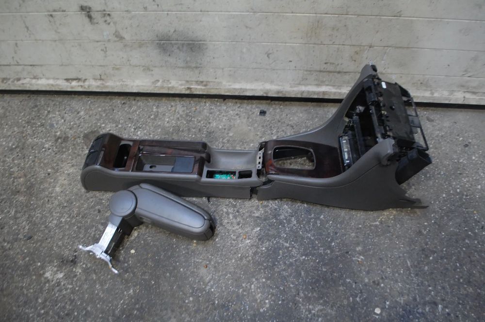 TUNEL ŚRODKOWY KOMPLETNY 2 DIN + PODŁOKIETNIK SKÓRA AUDI A6 C5 LIFT