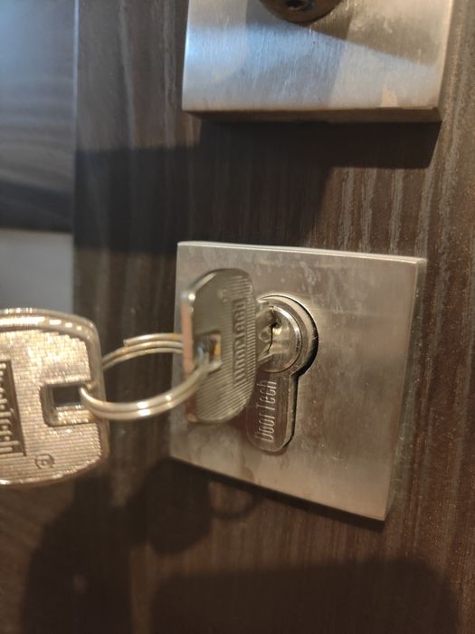 Drzwi wewnętrzne polskone 80x200