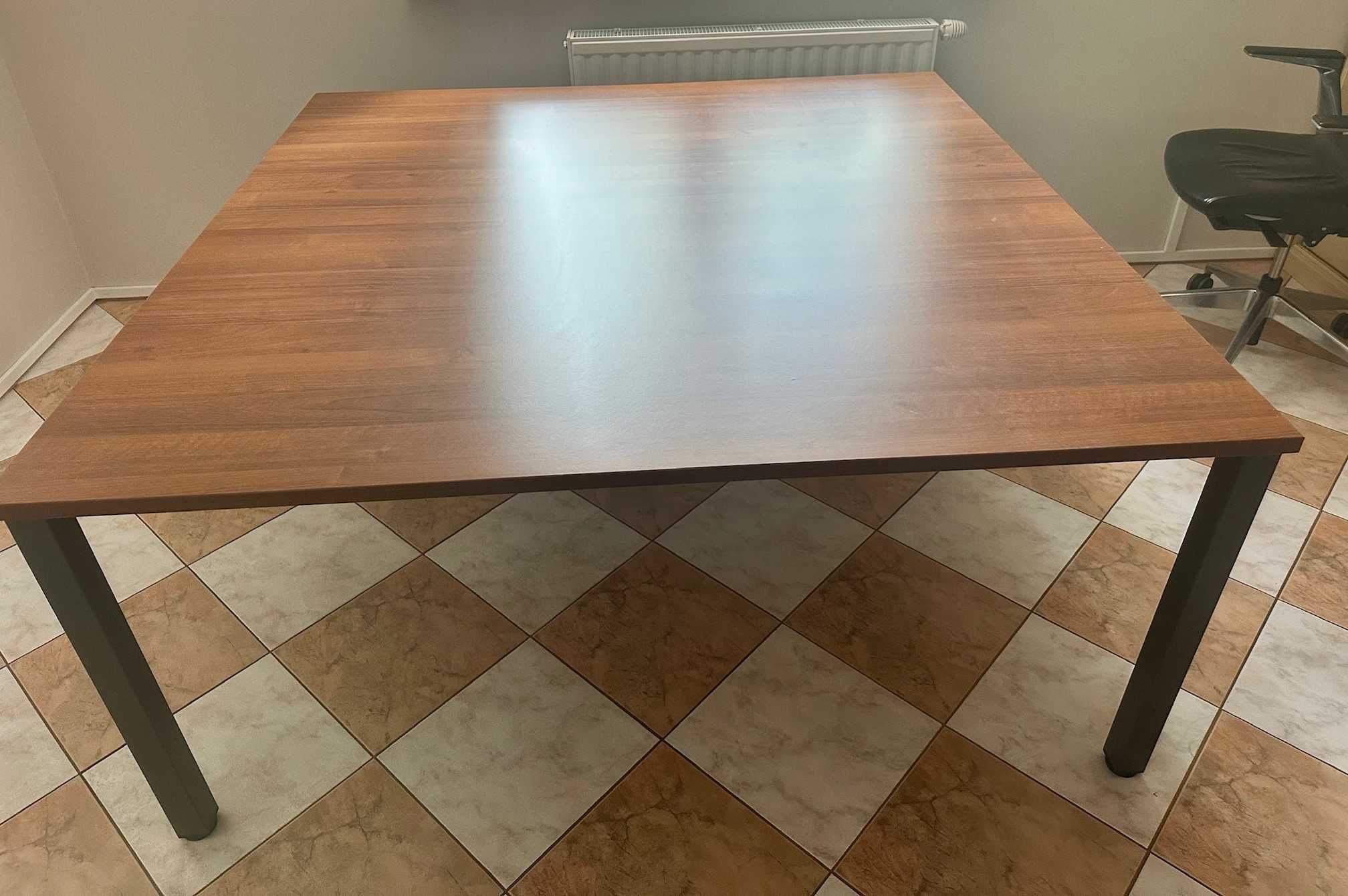 Stół konferencyjny biurowy
