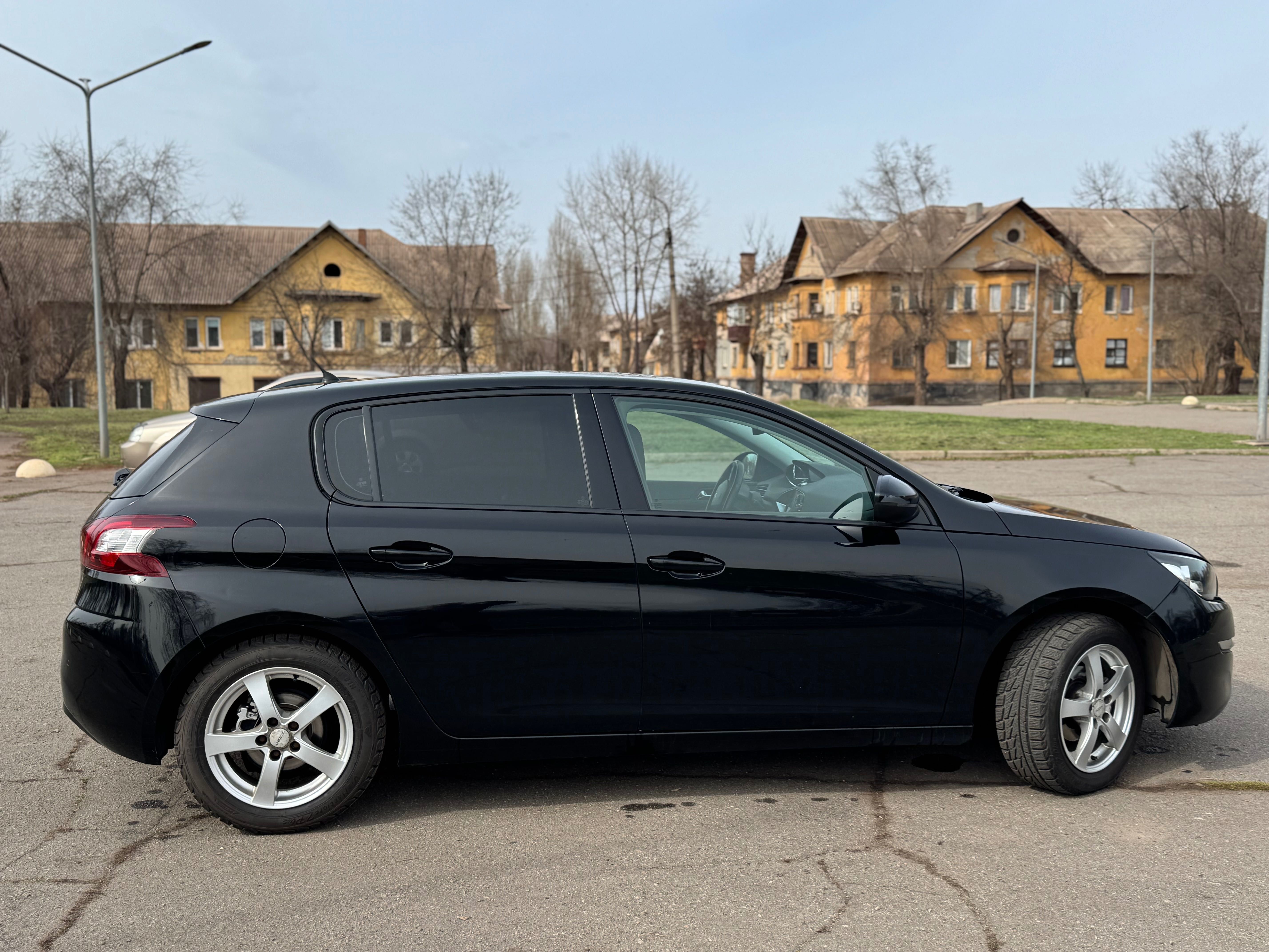 Peugeot 308 2014р, 1.6D механіка 5ст