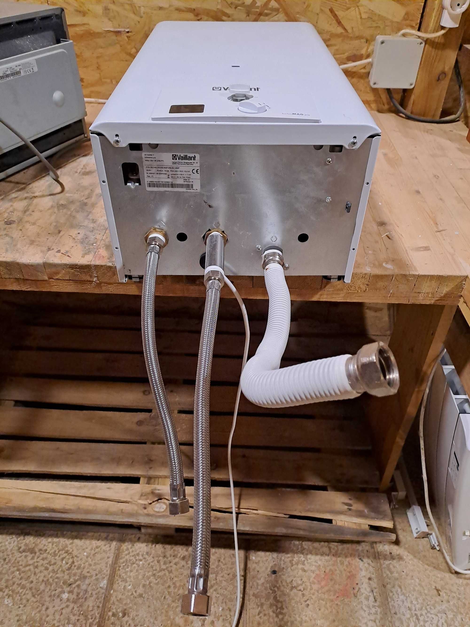 Esquentador Vaillant Ventilado Gás Butano/ Propano
