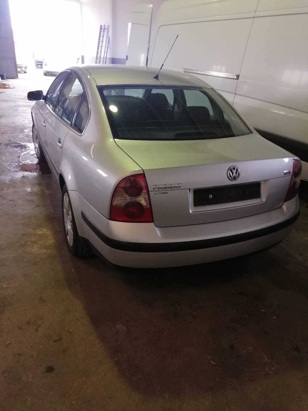 VW PASSAT 1.9 TDI 130cv para peças