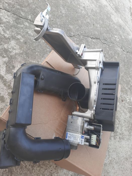 Zespół gazowo-powietrzny z wentylatorem do kotła DeDietrich MCR3 Plus