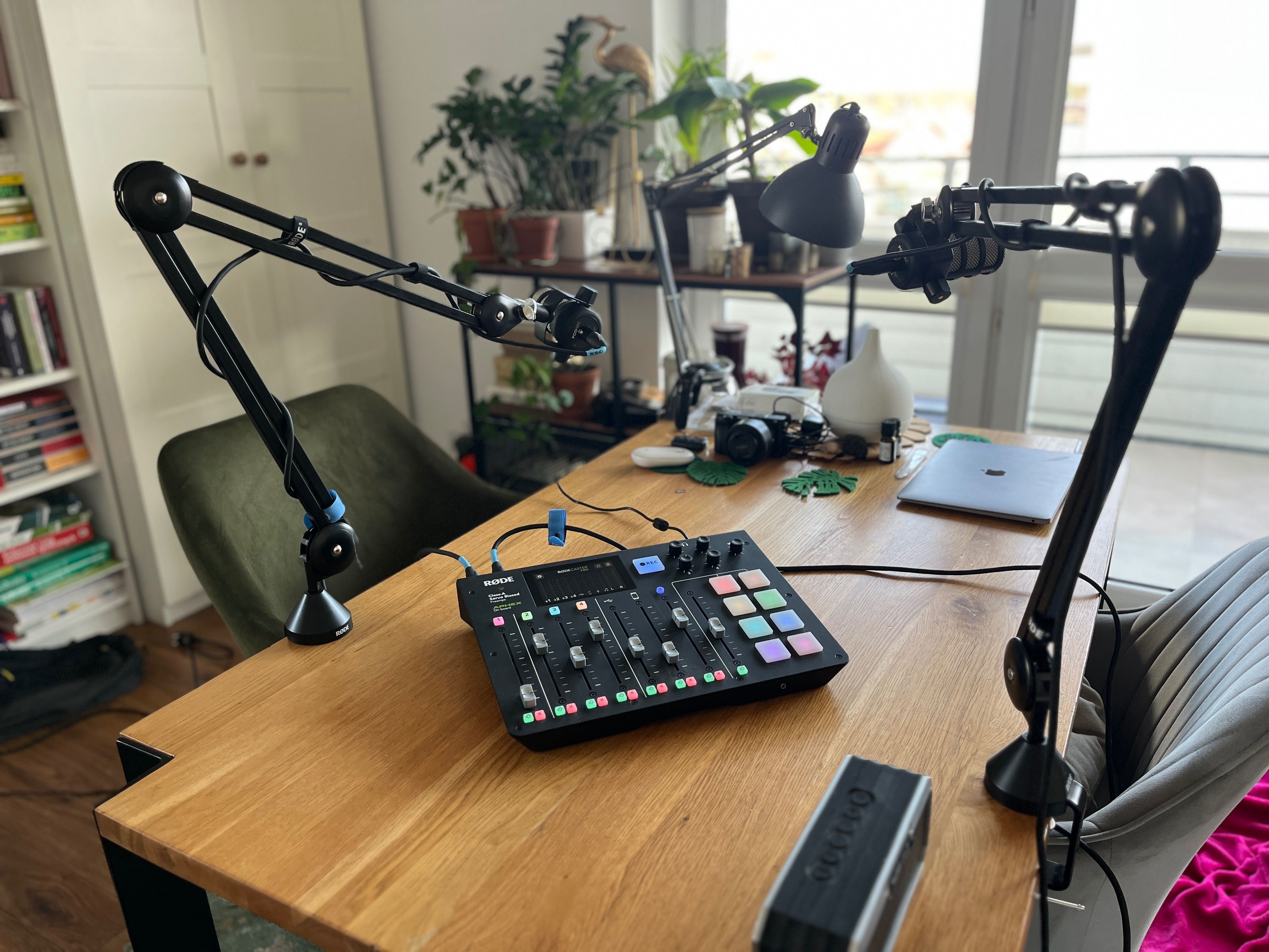 RODE RODECASTER PRO - Konsola do produkcji podcastów.