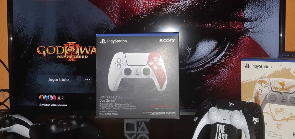 DualSense "God of War" - 20 Years Limited Edition
