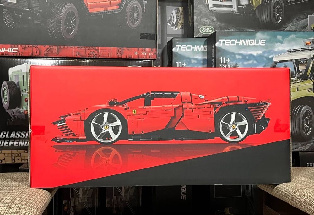 Конструктор Lego Ferrari Daytoma(3778 деталей)1:8Маштаб
