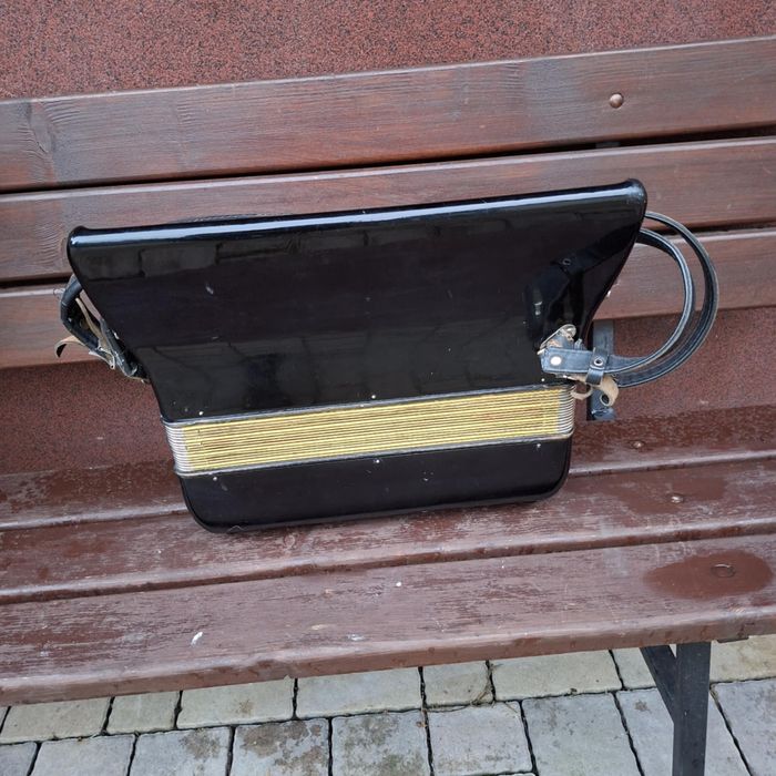 Akordoen Hohner Concerto 72 basy