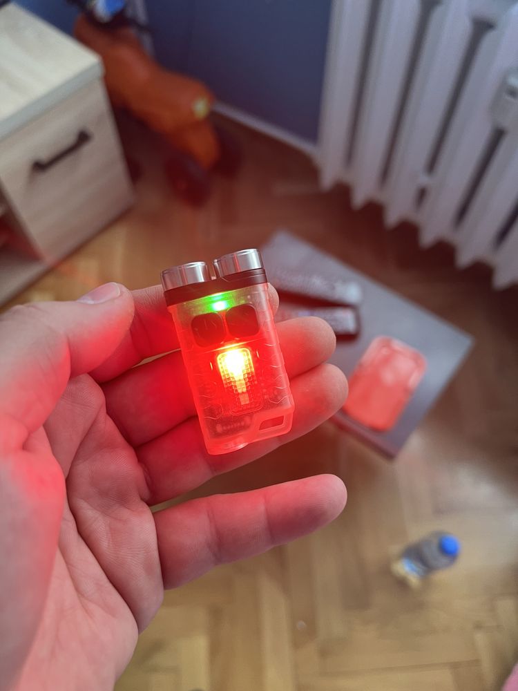 Mini latarka latareczka lampka 900LM brelok