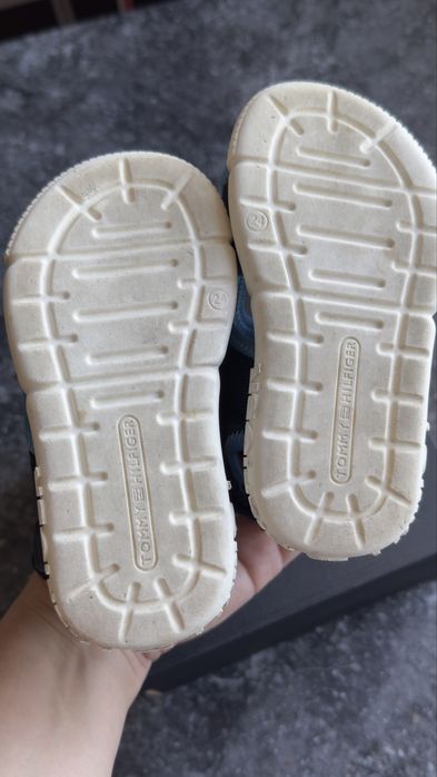 Дитячі сандалі Tommy Hilfiger