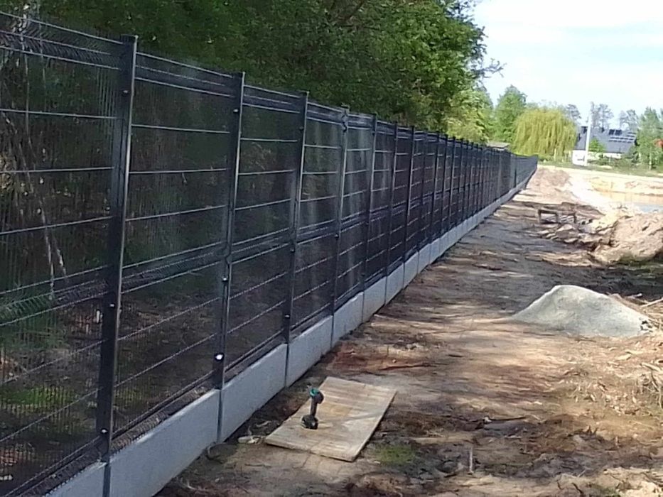 Panele ogrodzeniowe, bramy, furtki, płoty betonowe, garaże