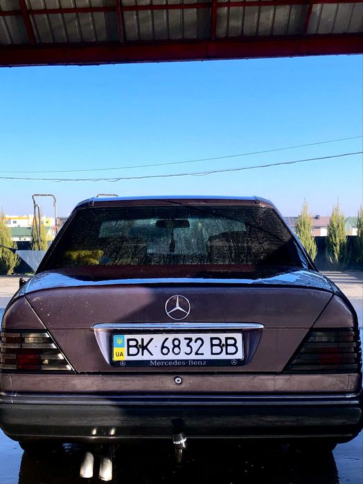 Продам мерс w124 2.3 бензин